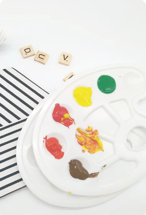 CHILDREN'S PAINTING — catalogue item PRD-52